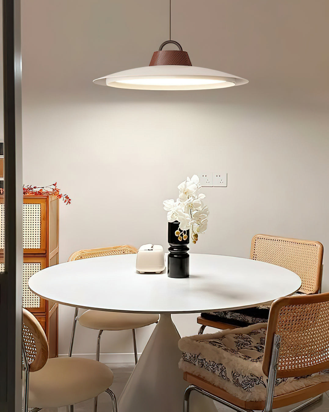 Sloane Modern Pendant Light-Neutral Decor