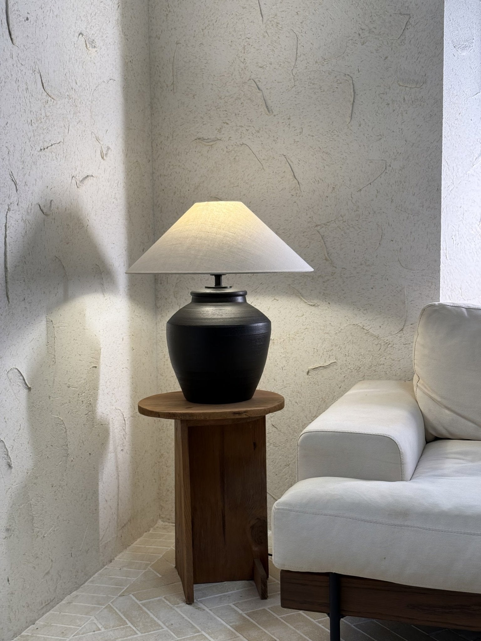 Silas Modern Ceramics Table Lamp-Neutral Decor
