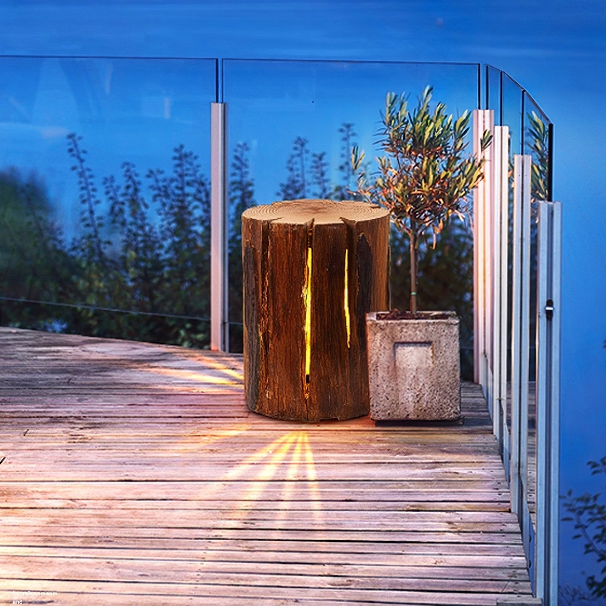 Lemn Log Outdoor LED Light-Neutral Decor