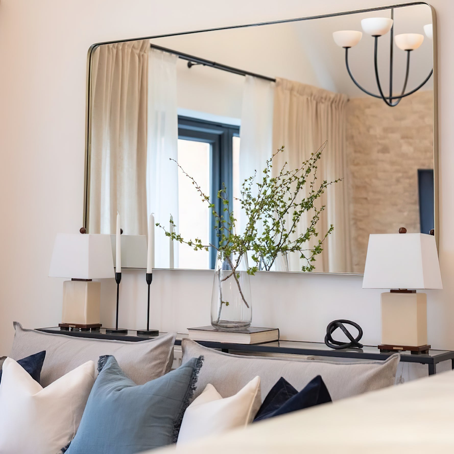 Sytala Chandelier