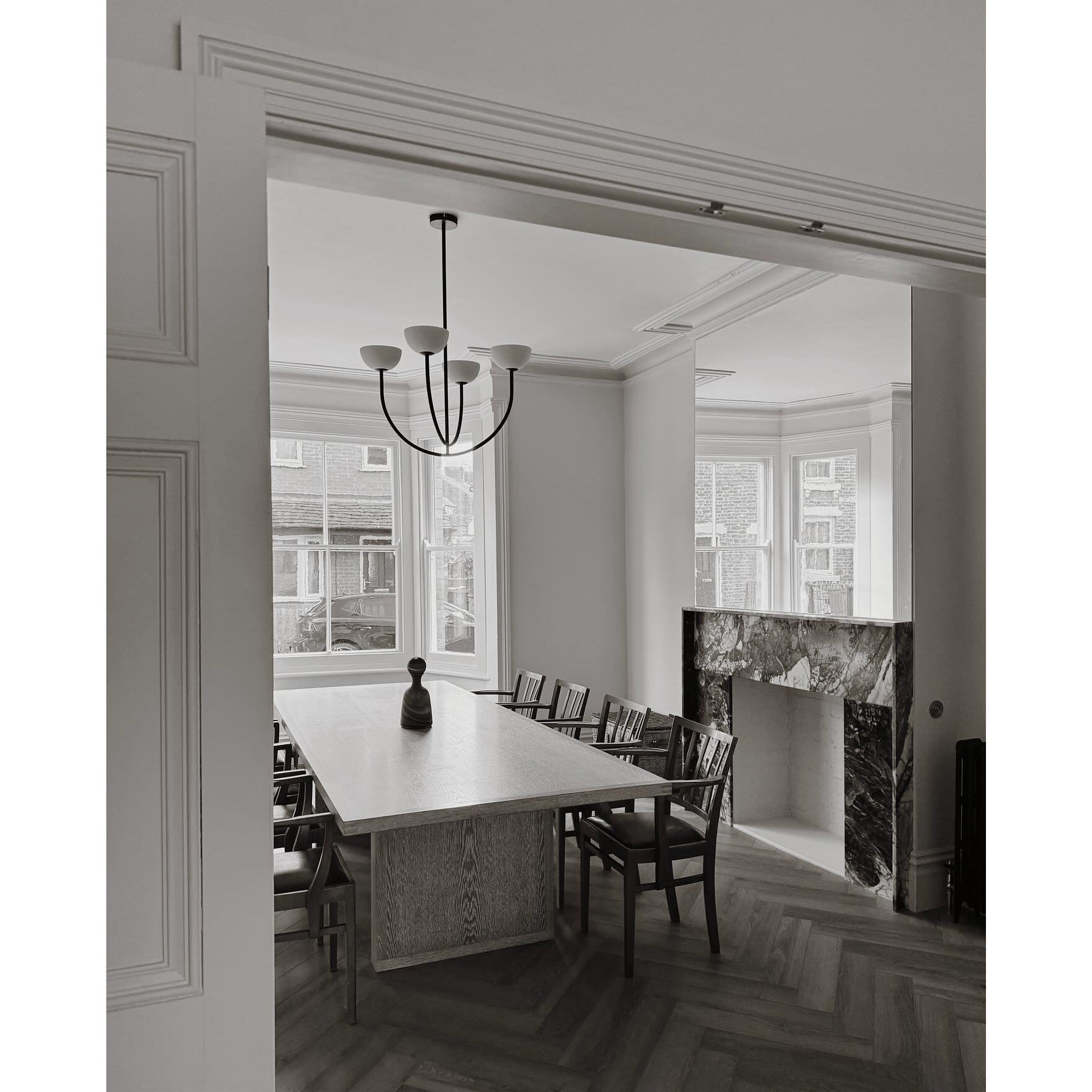 Sytala Chandelier