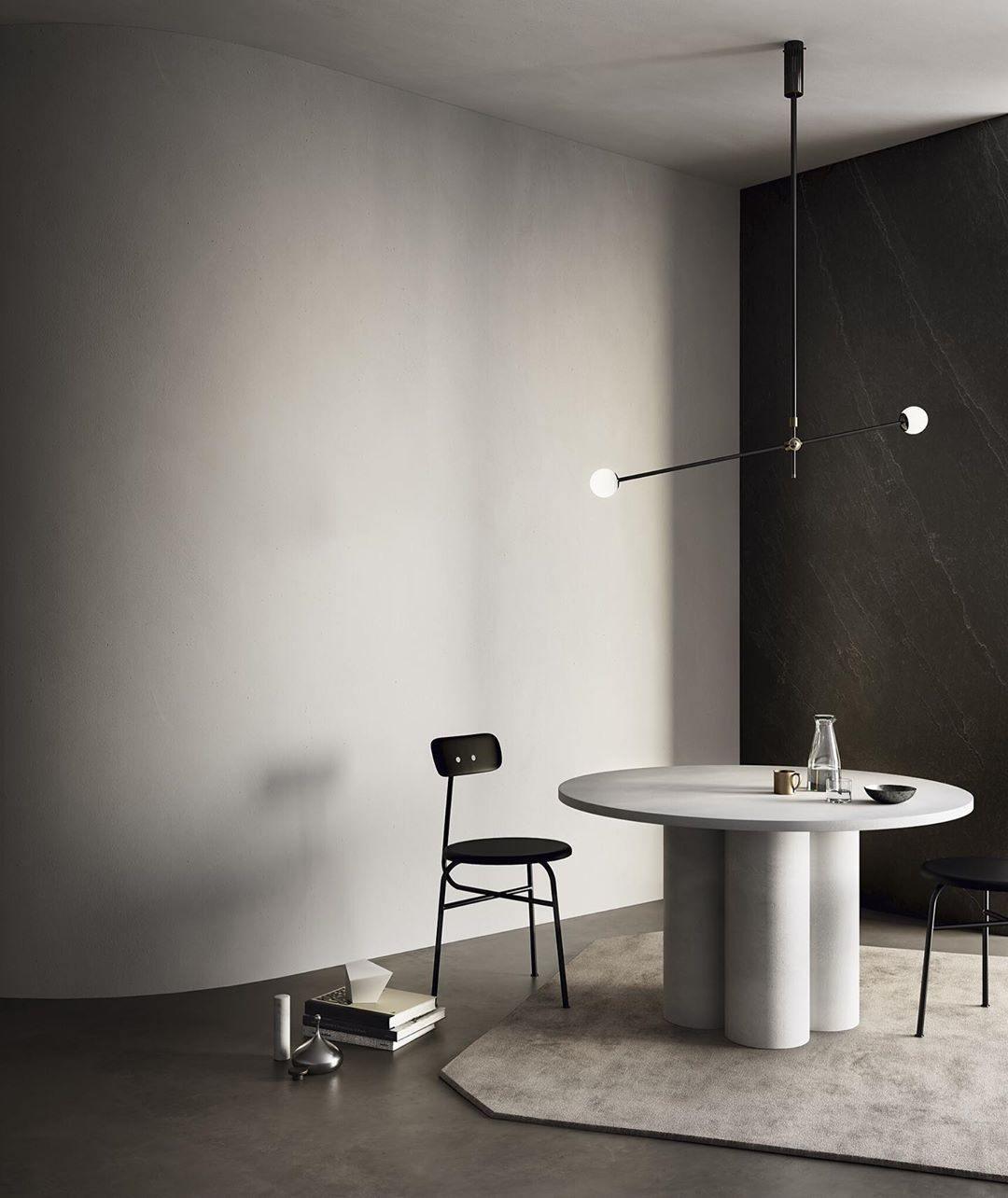 Lustra Chandelier SI Brass Glass Globe-Neutral Decor