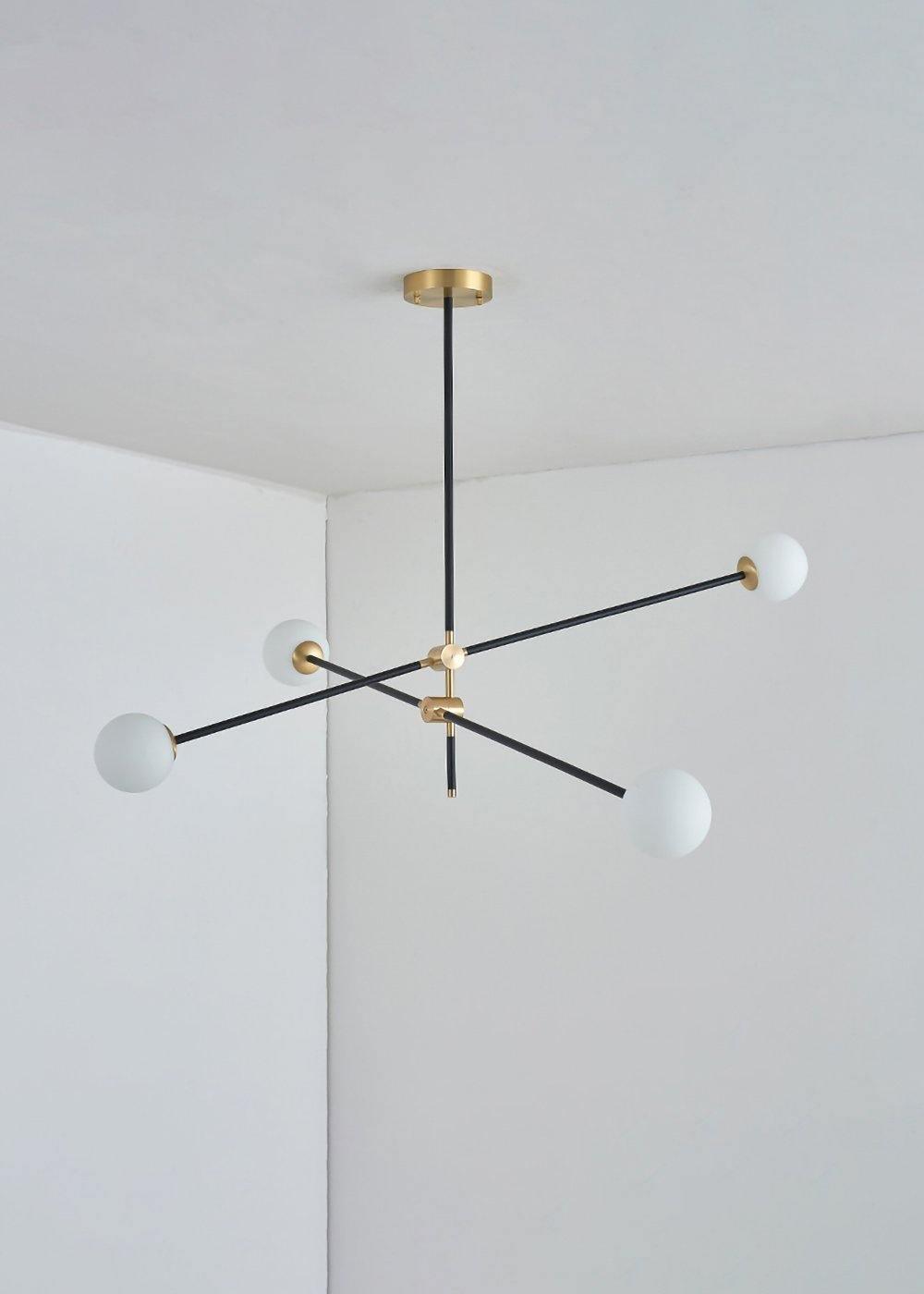 Lustra Chandelier SI Brass Glass Globe-Neutral Decor