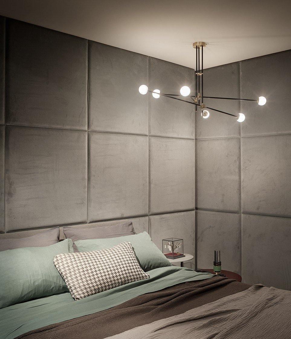 Lustra Chandelier SI Brass Glass Globe-Neutral Decor