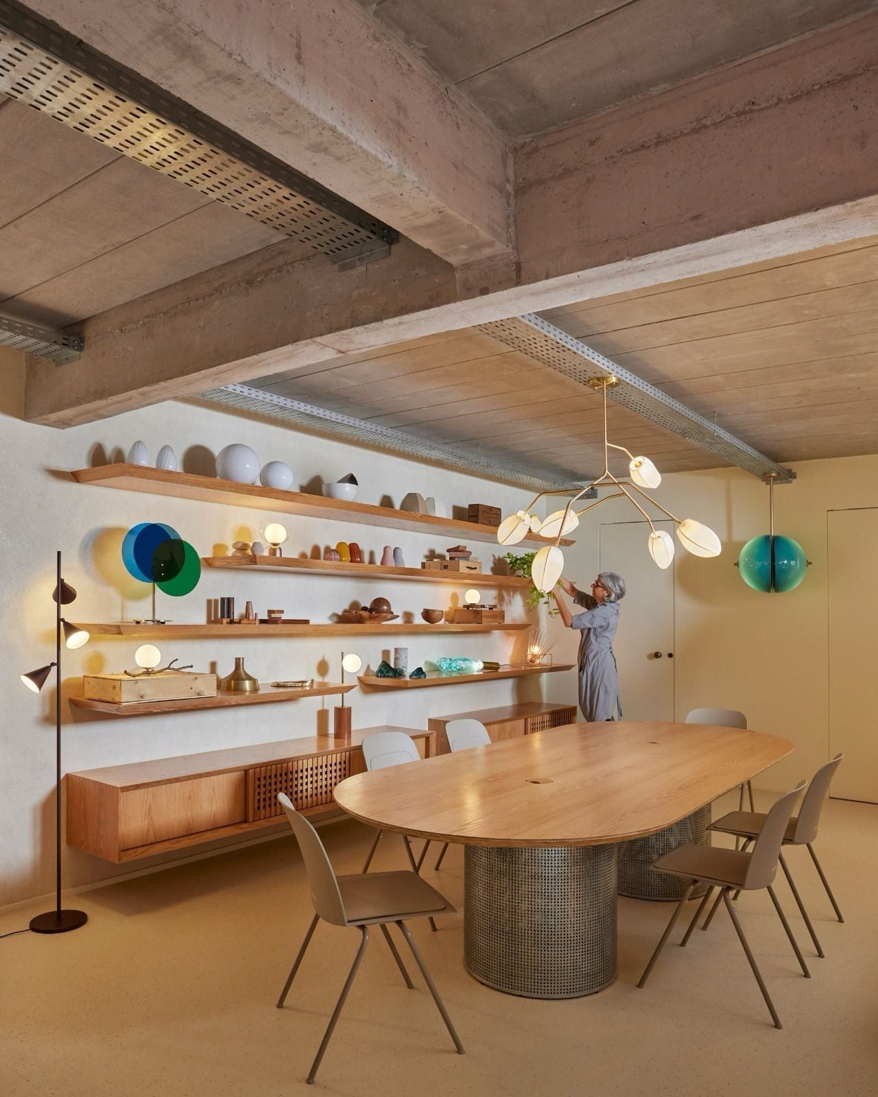 Evvinora Chandelier