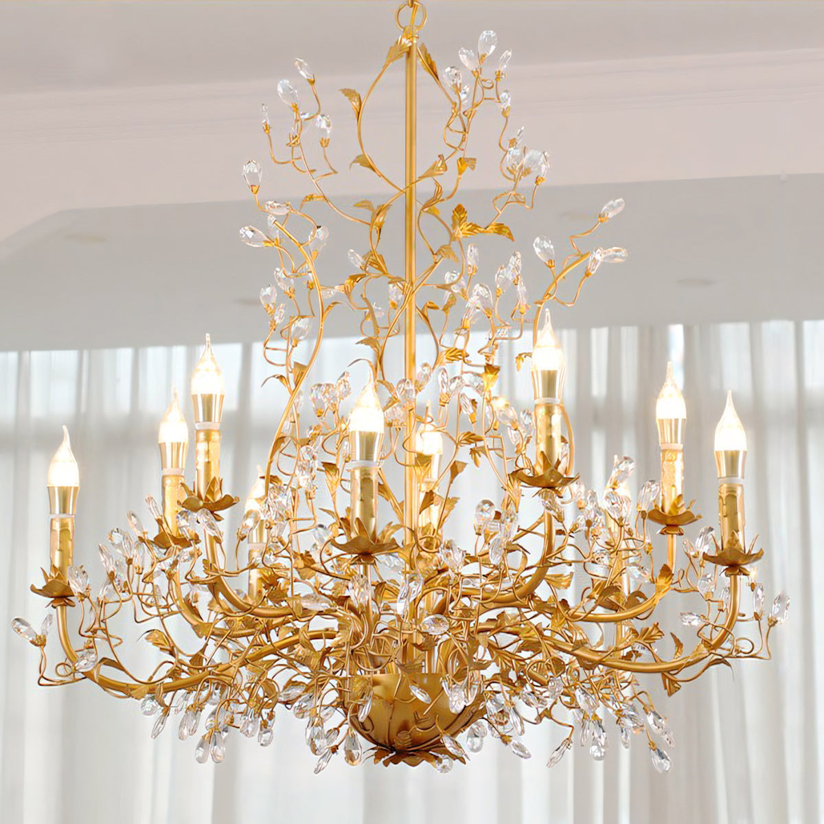 The 10-head chandelier over a large dining table.