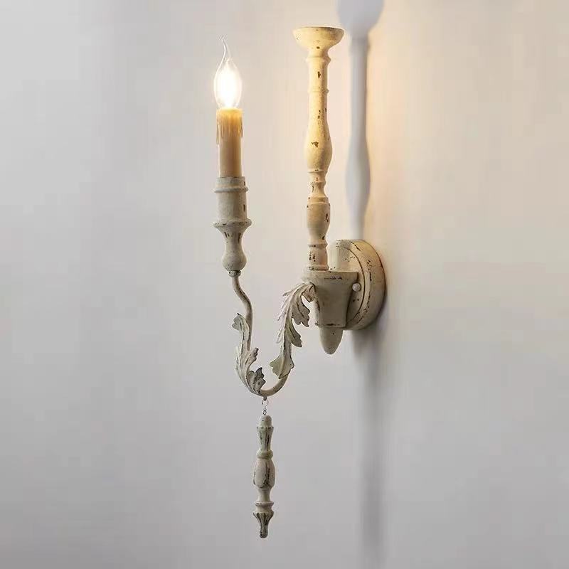 Ivelor Wall Lamp