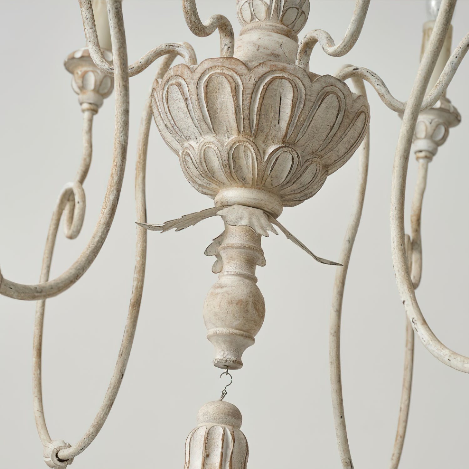 Viphaor Chandelier