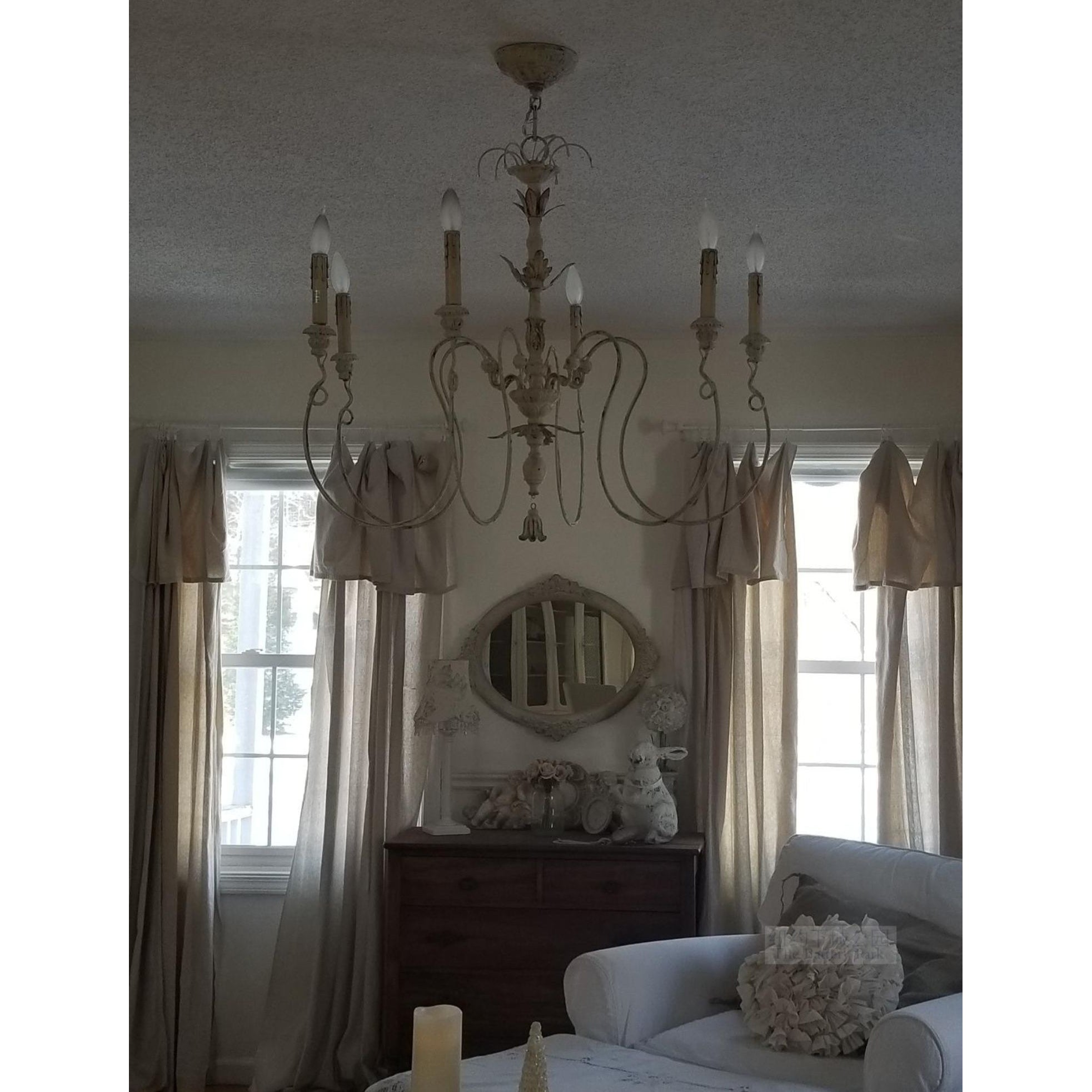 Viphaor Chandelier