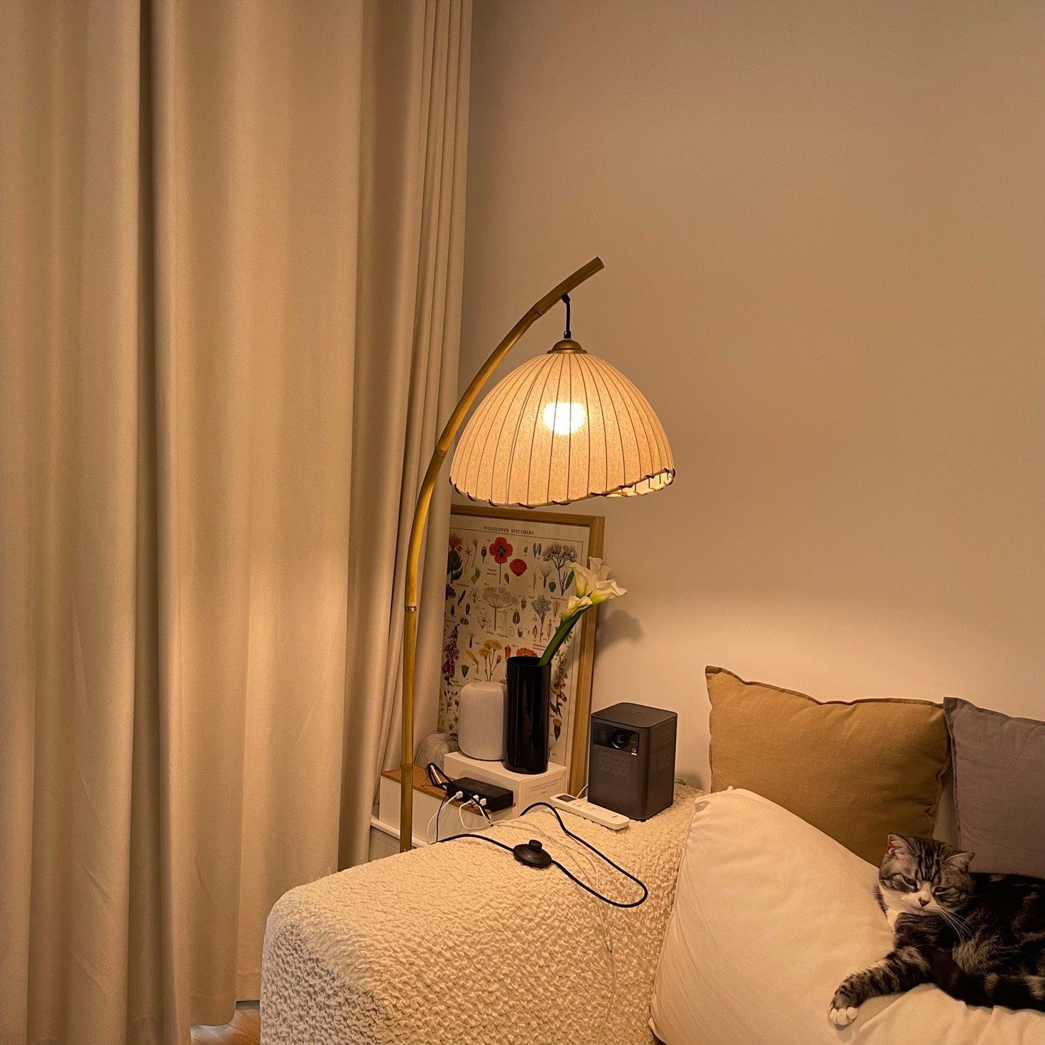 Liveno Minimalist Marble Floor Lamp-Neutral Decor