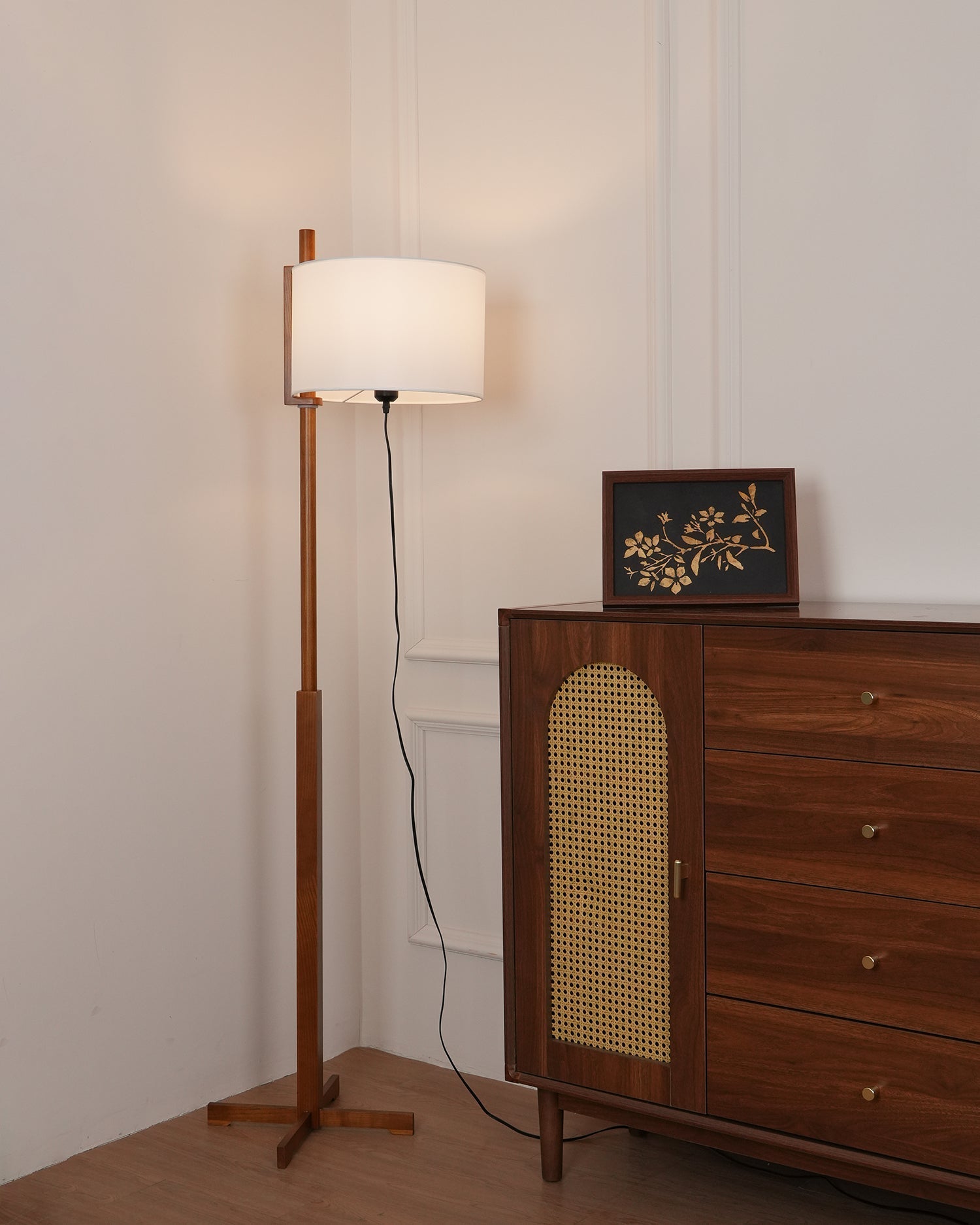 Nolan Floor Lamp
