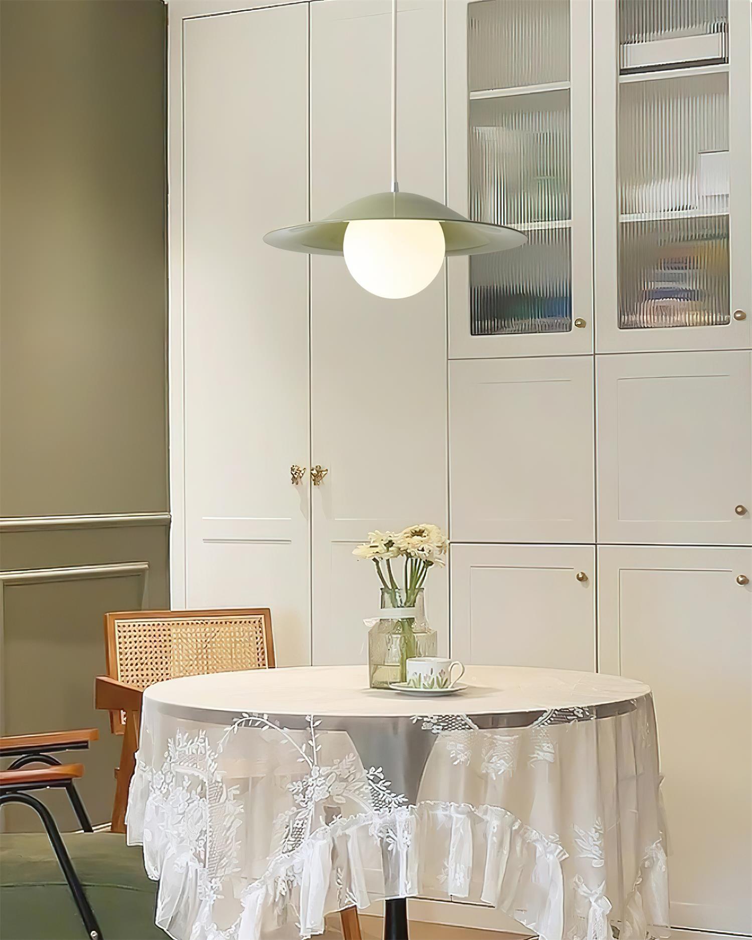 Opilo Metal Pendant Light