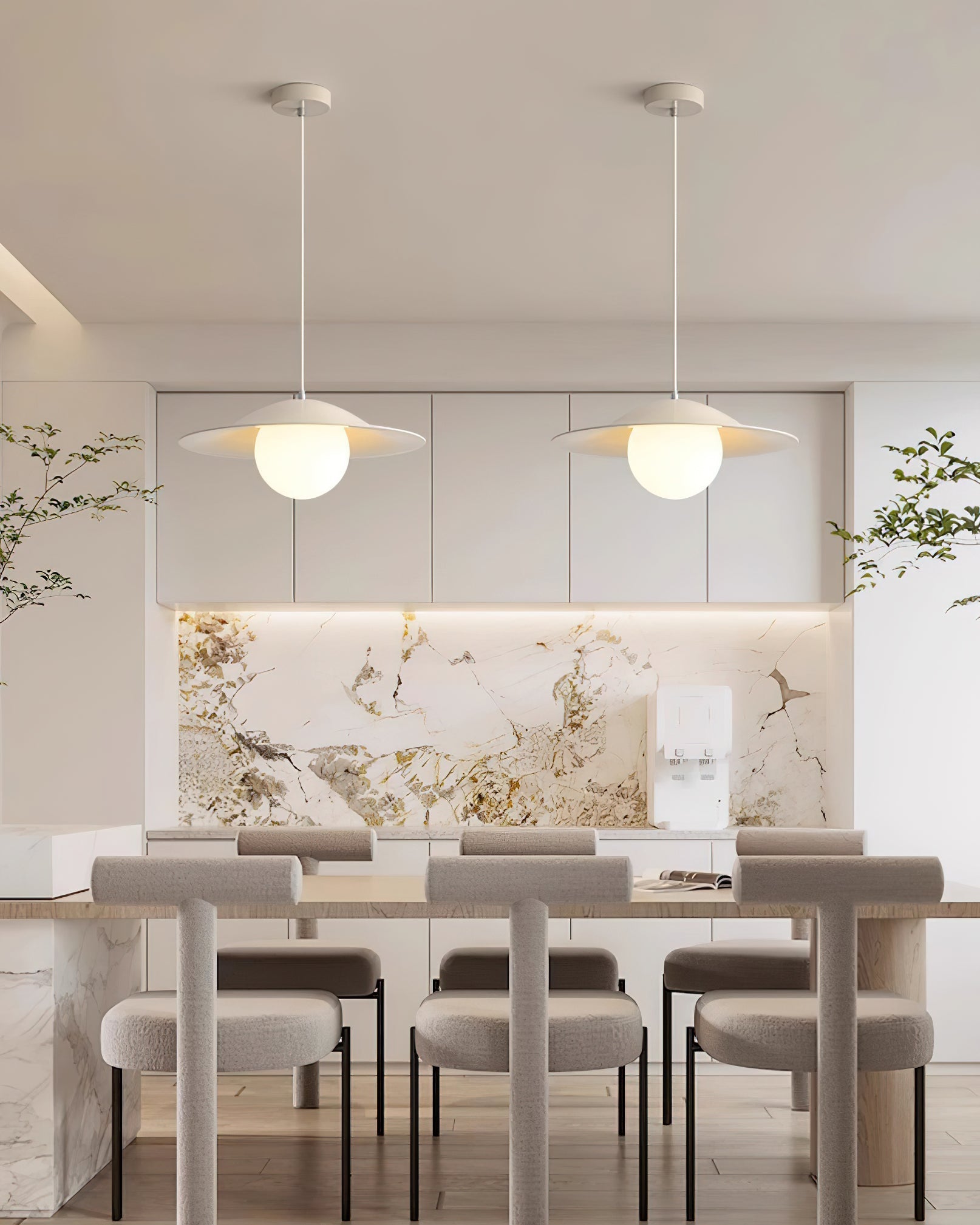 Opilo Metal Pendant Light