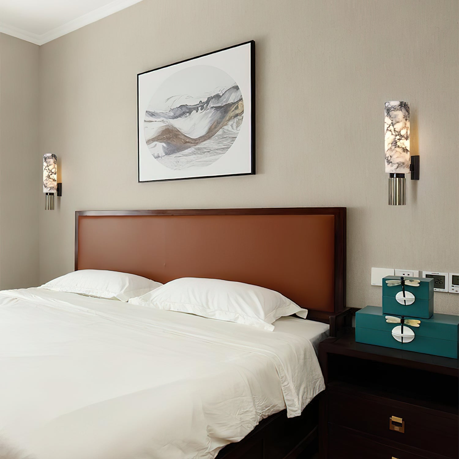 Olnoreth Wall Lamp