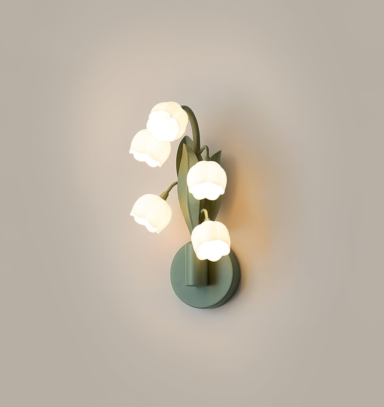 Lily Wall Lamp