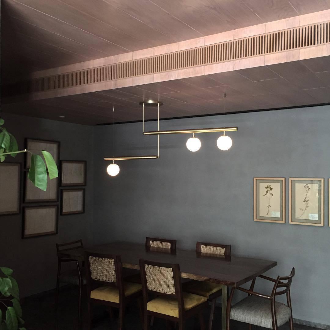 Estix Pendant Lamp Brass Linear Satellite Minimalist-Neutral Decor