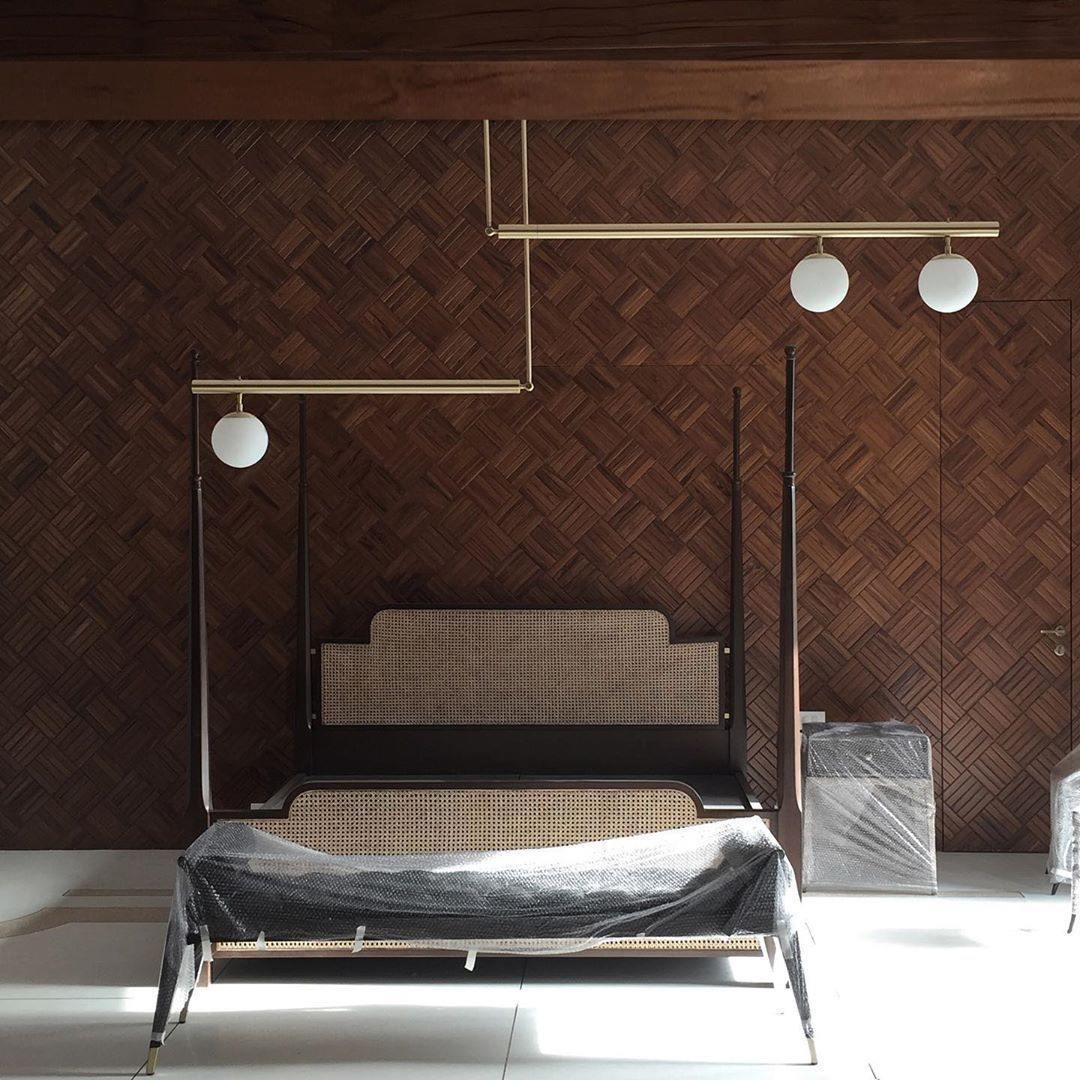 Estix Pendant Lamp Brass Linear Satellite Minimalist-Neutral Decor