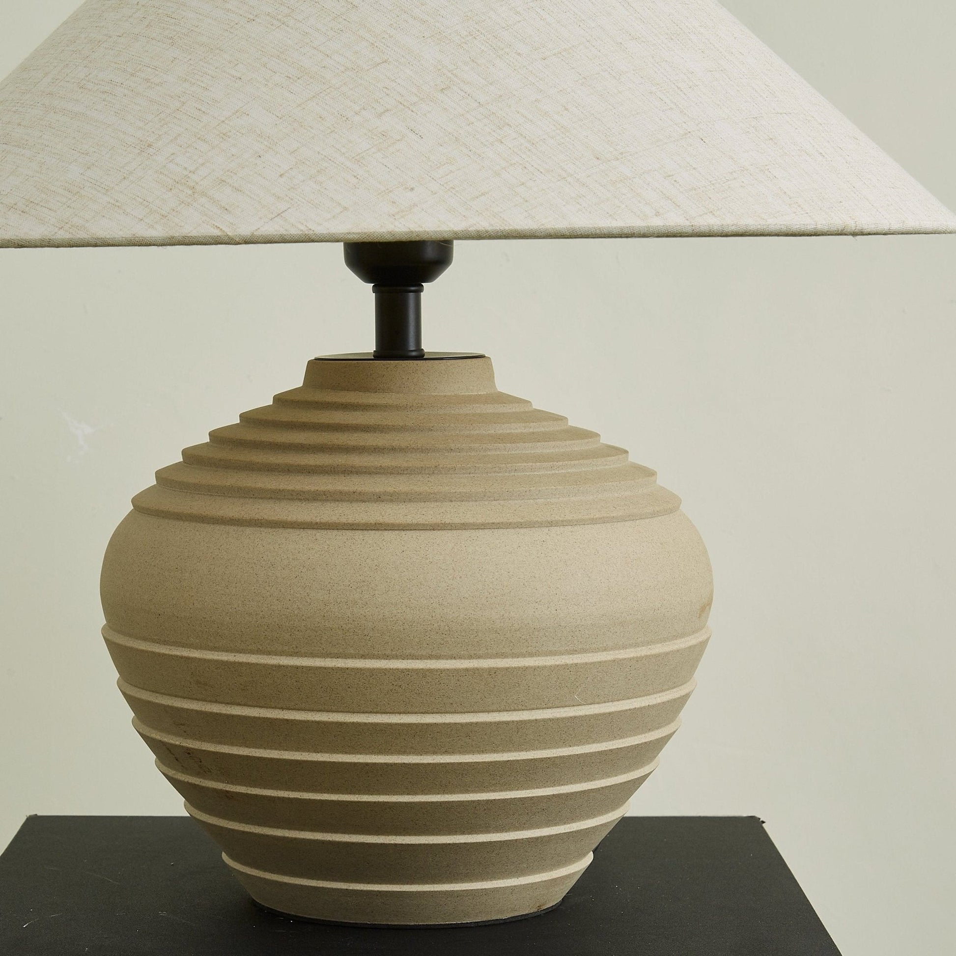 Serano Rustic Ridge Table Lamp-Neutral Decor