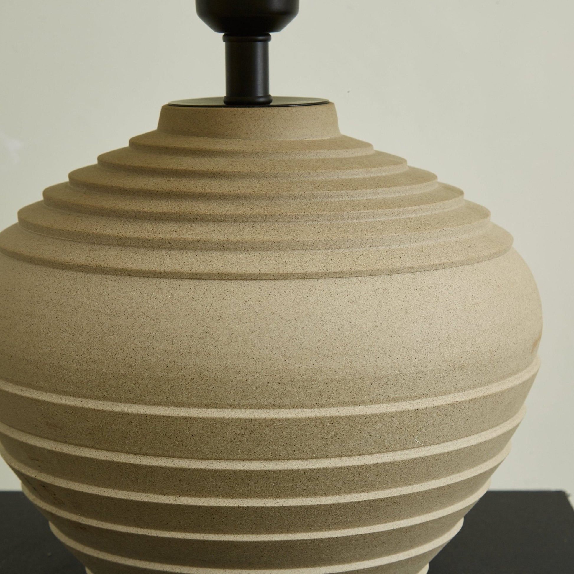 Serano Rustic Ridge Table Lamp-Neutral Decor