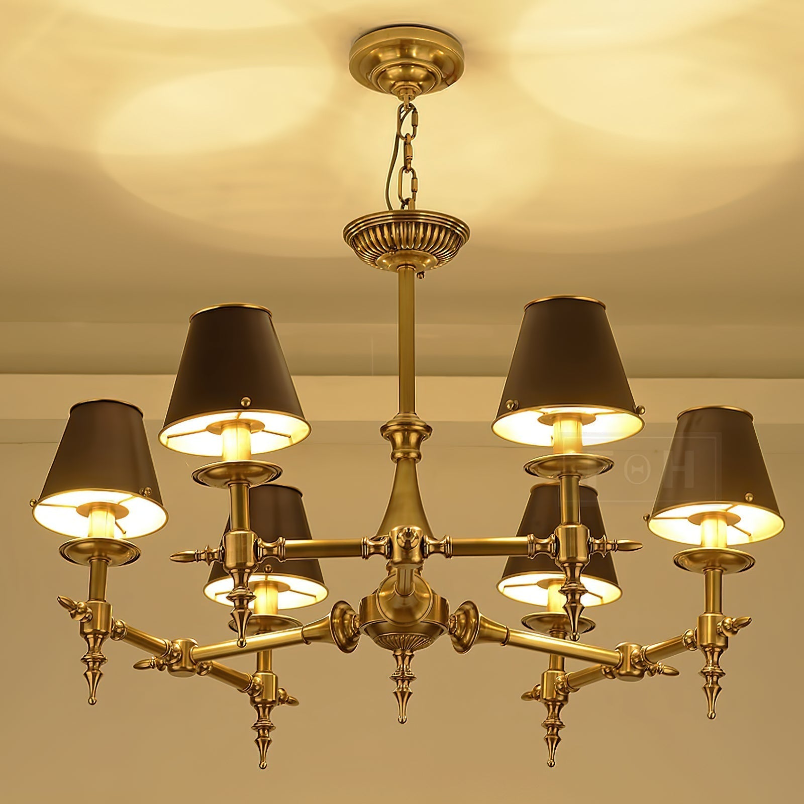 Comarion Chandelier