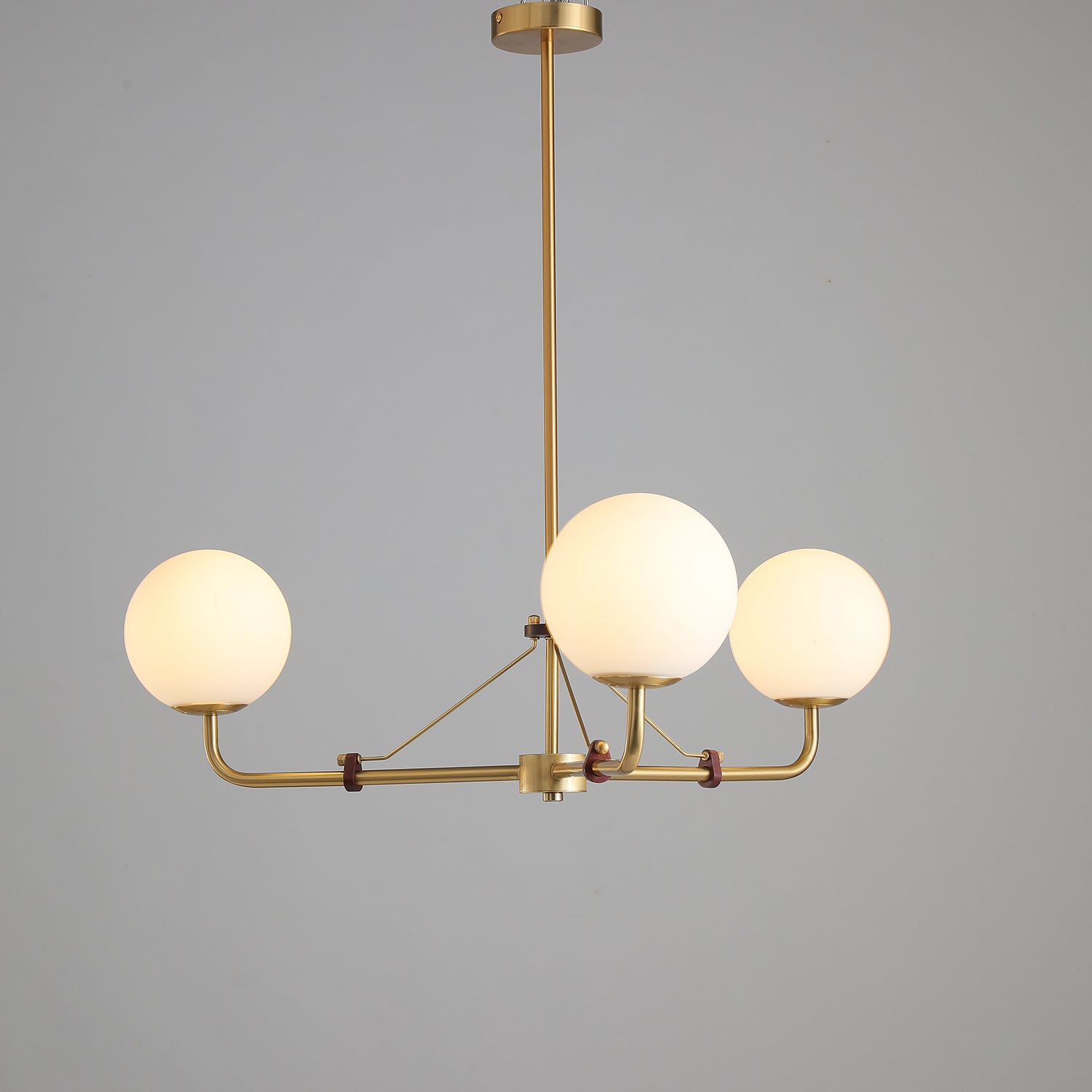Lustra Chandelier Brass Globe Savanna Elegant-Neutral Decor