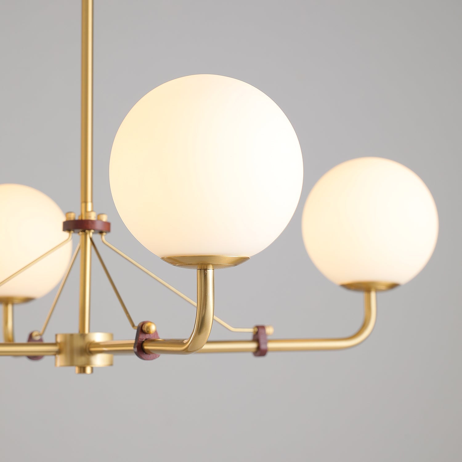 Lustra Chandelier Brass Globe Savanna Elegant-Neutral Decor