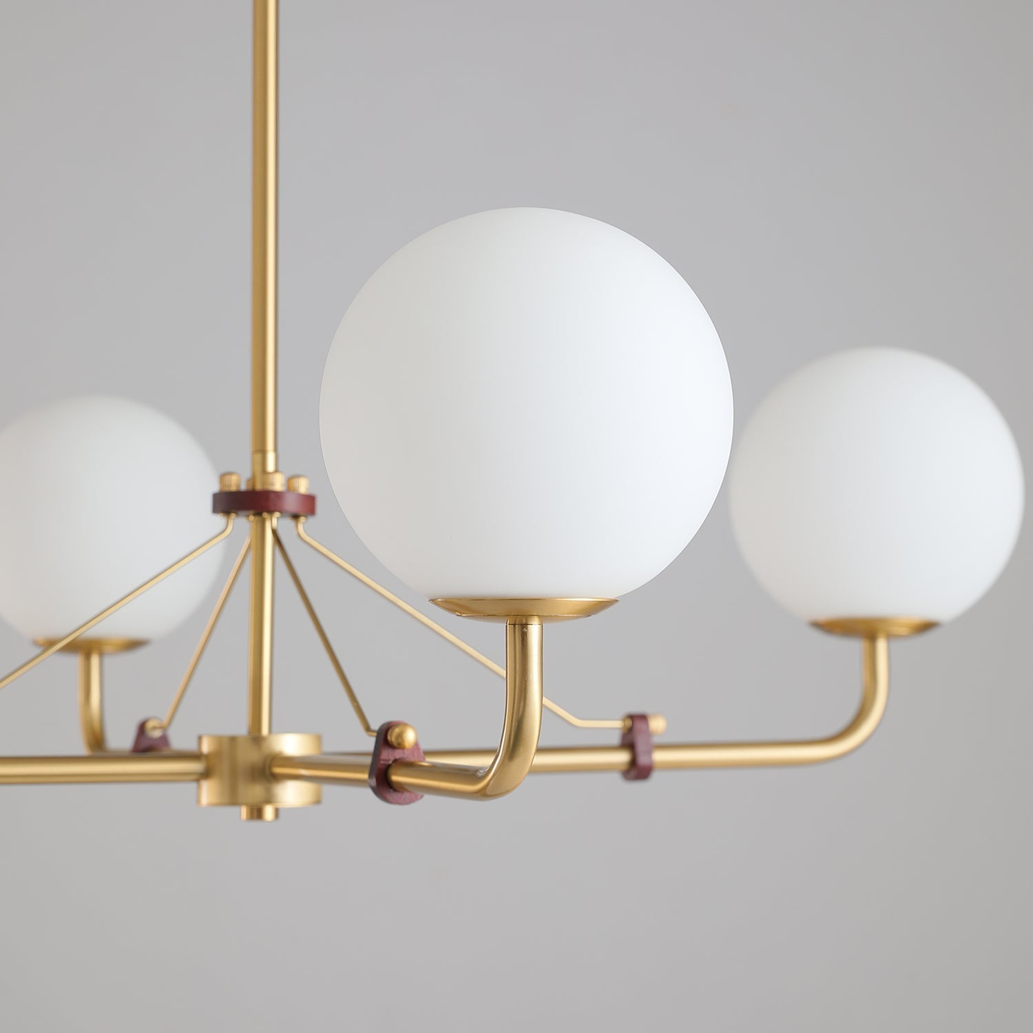Lustra Chandelier Brass Globe Savanna Elegant-Neutral Decor