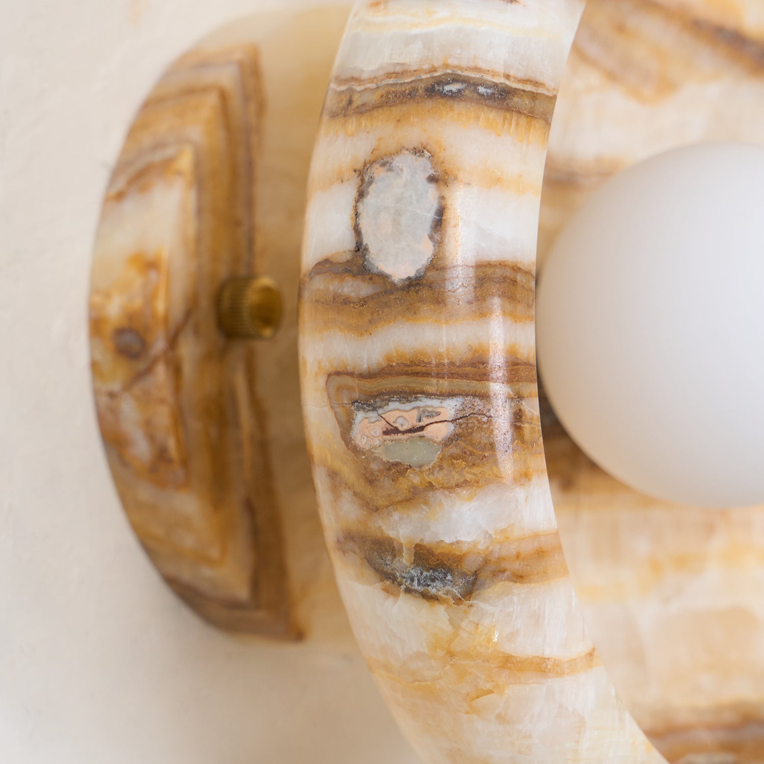 Onvix Natural Onyx Wall Light