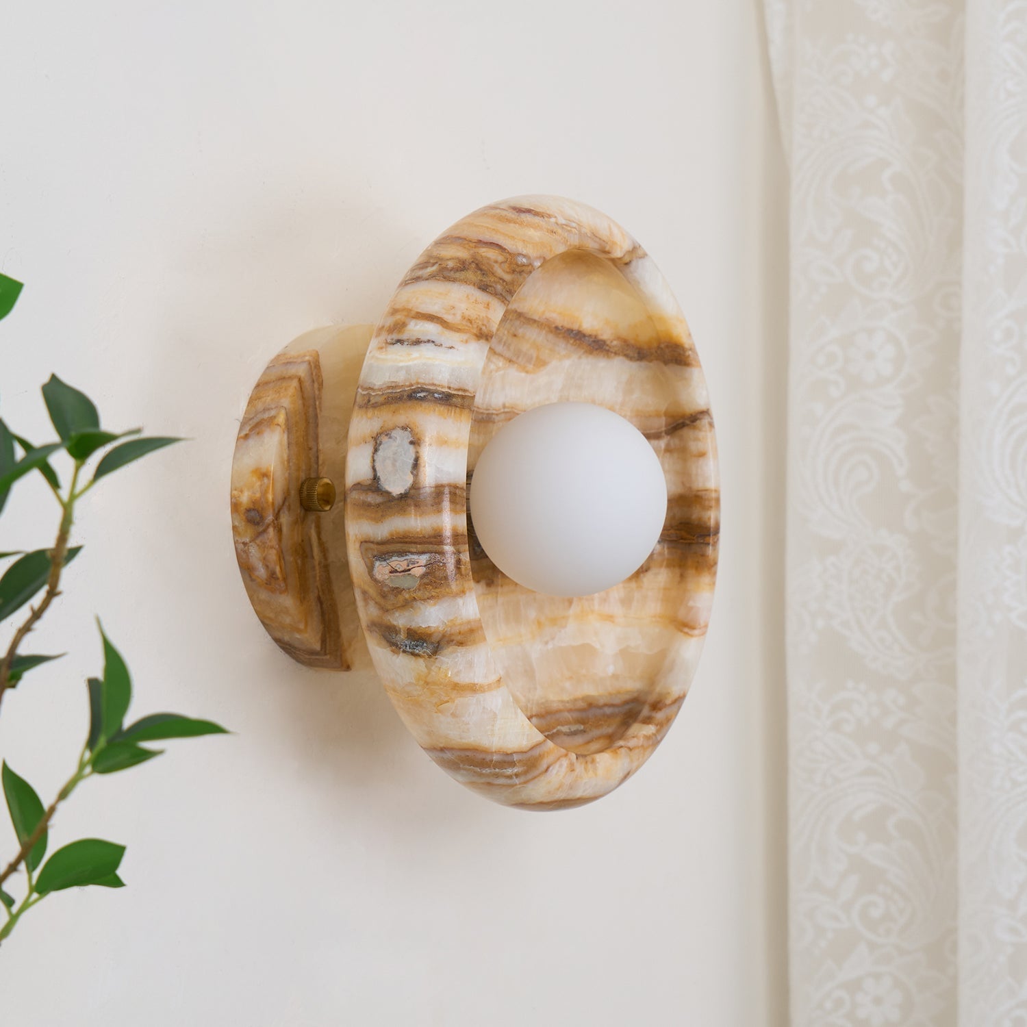 Onvix Natural Onyx Wall Light