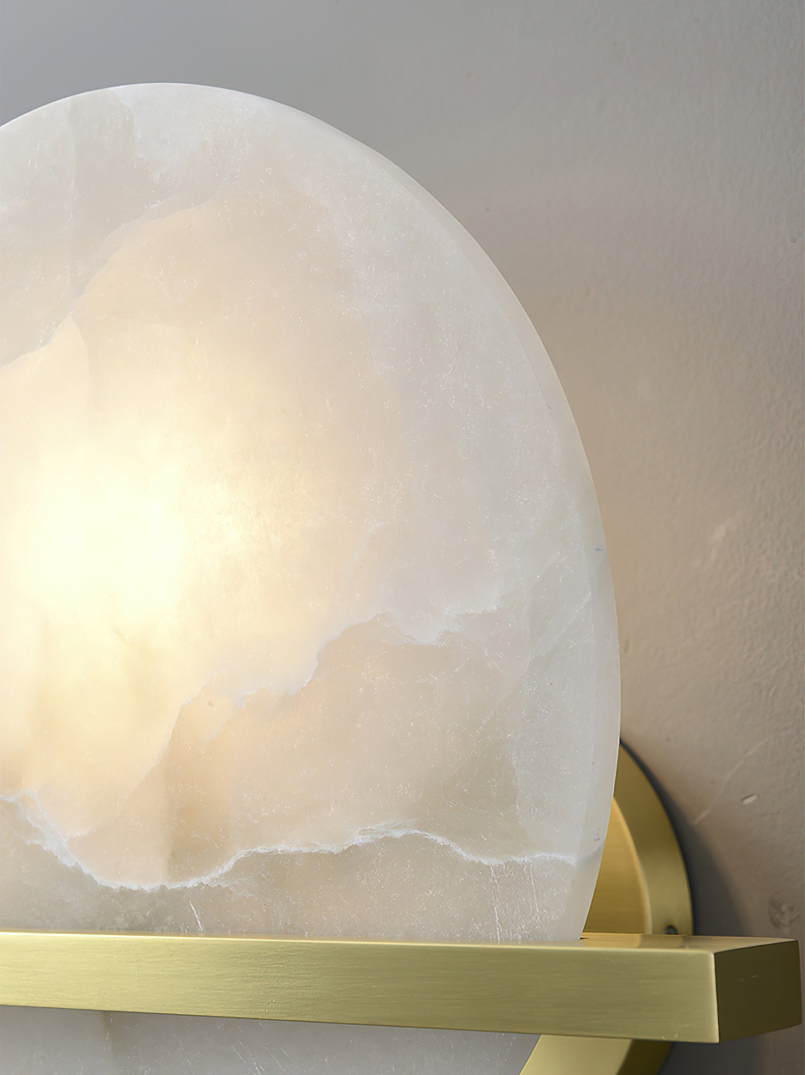Vatalisra Wall Lamp