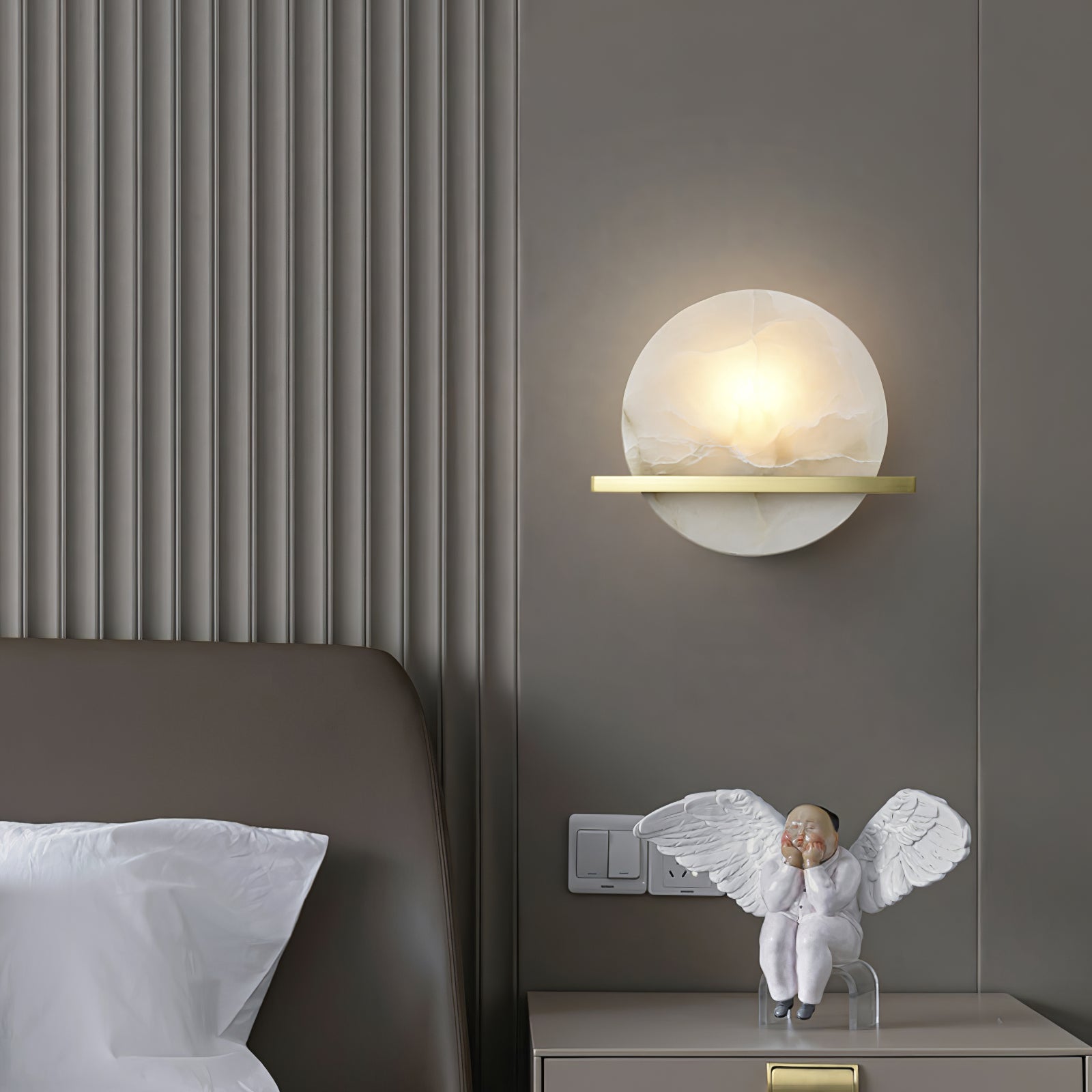 Savion Wall Lamp Alabaster Moon Horizon