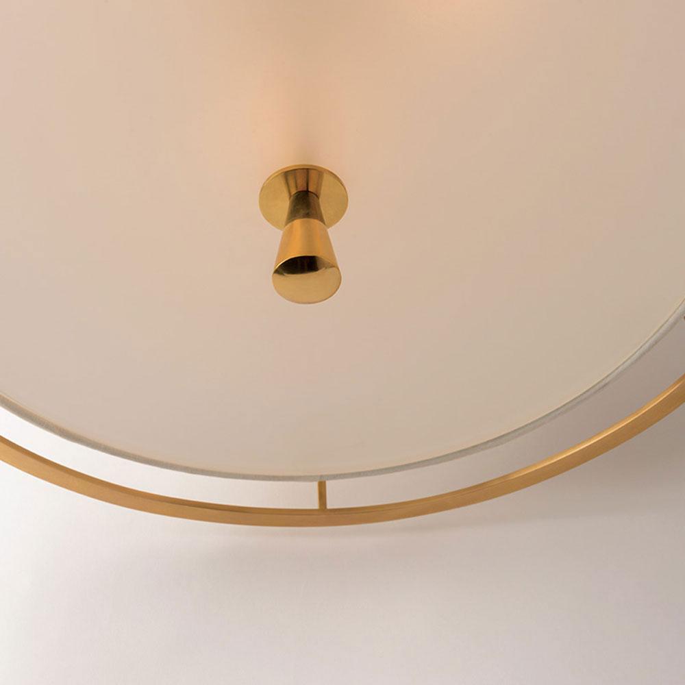 The Savona Pendant Lamp hanging from its 19.7-inch chain.