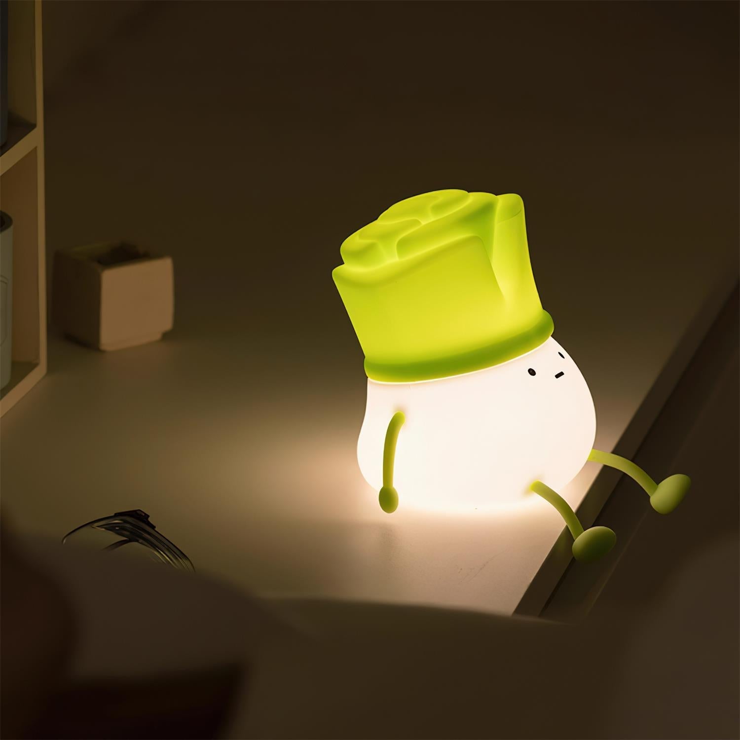 Perrin Table Lamp