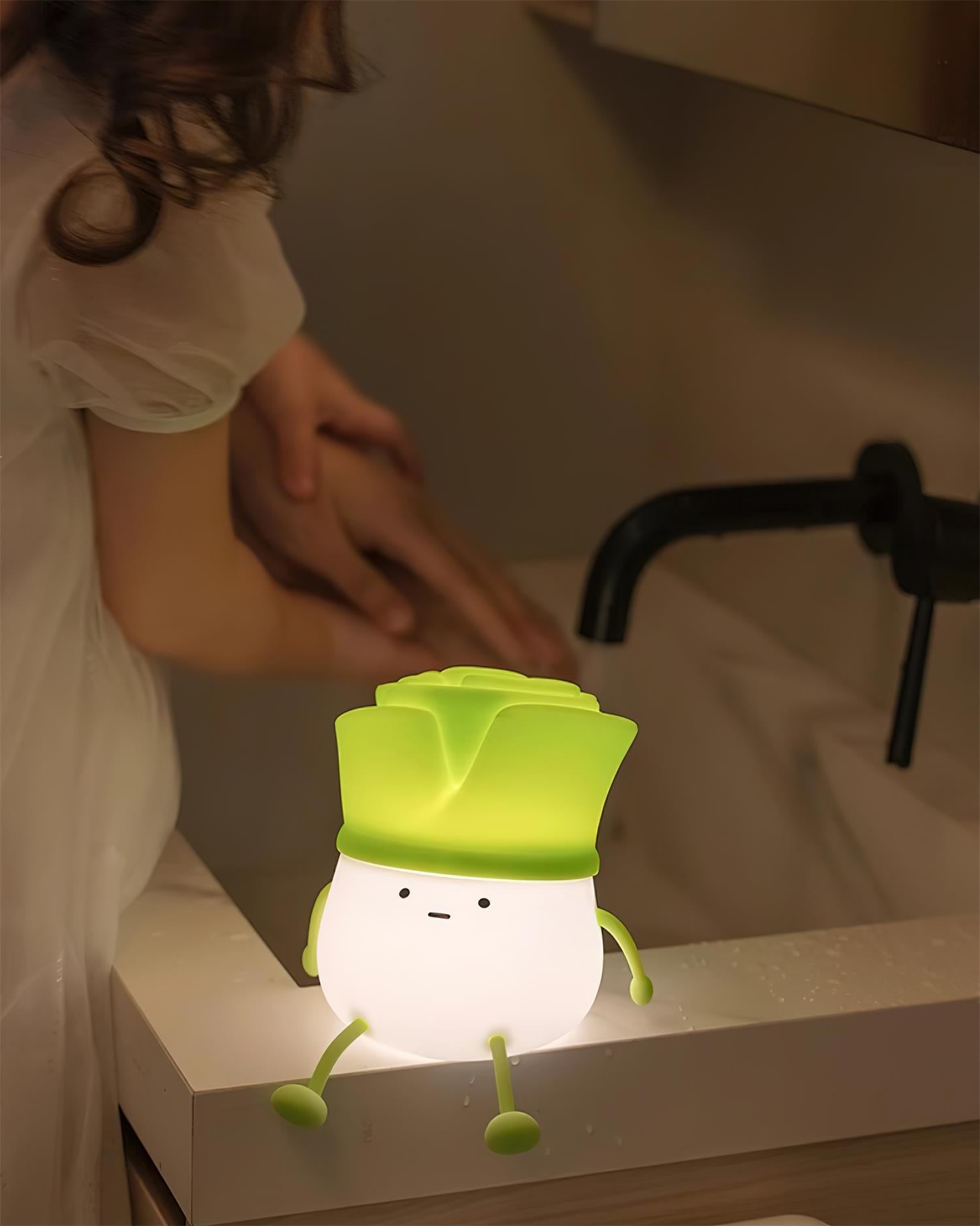 Perrin Table Lamp