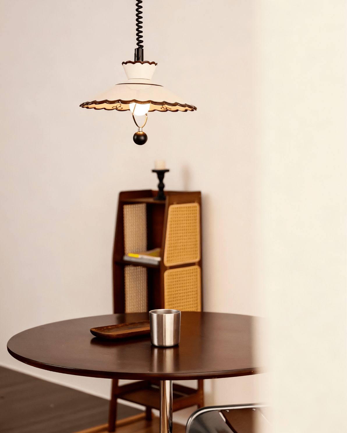 Nylond Edge Pendant Lamp-Neutral Decor