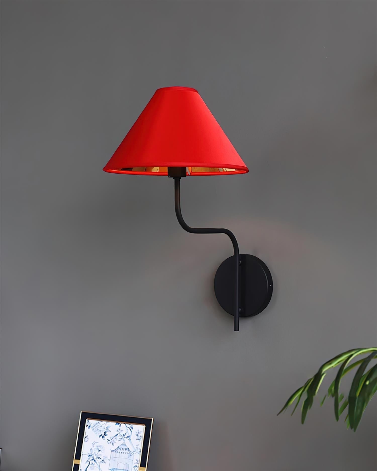 Scarlett Wall Lamp