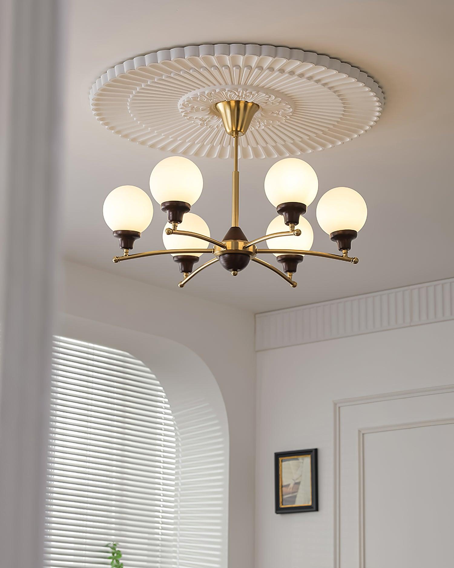 Evander Chandelier