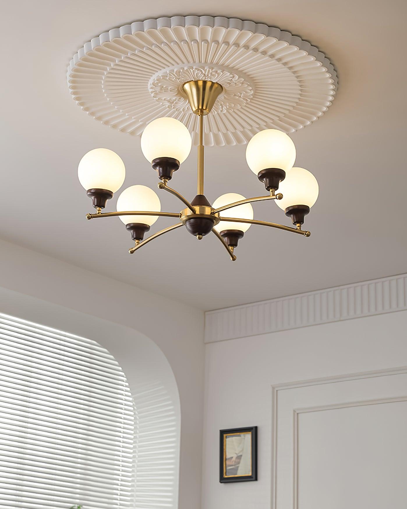 Evander Chandelier