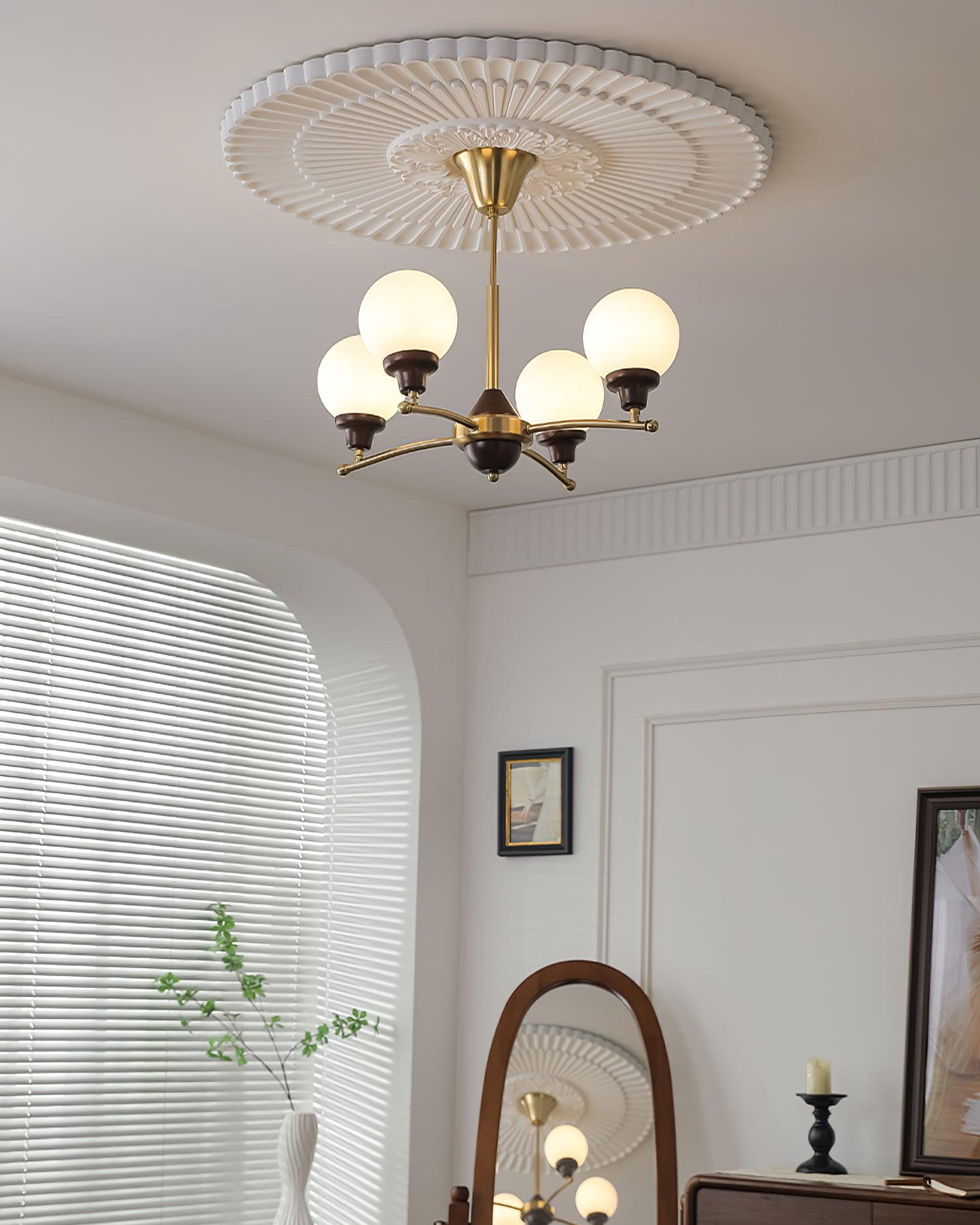 Evander Chandelier