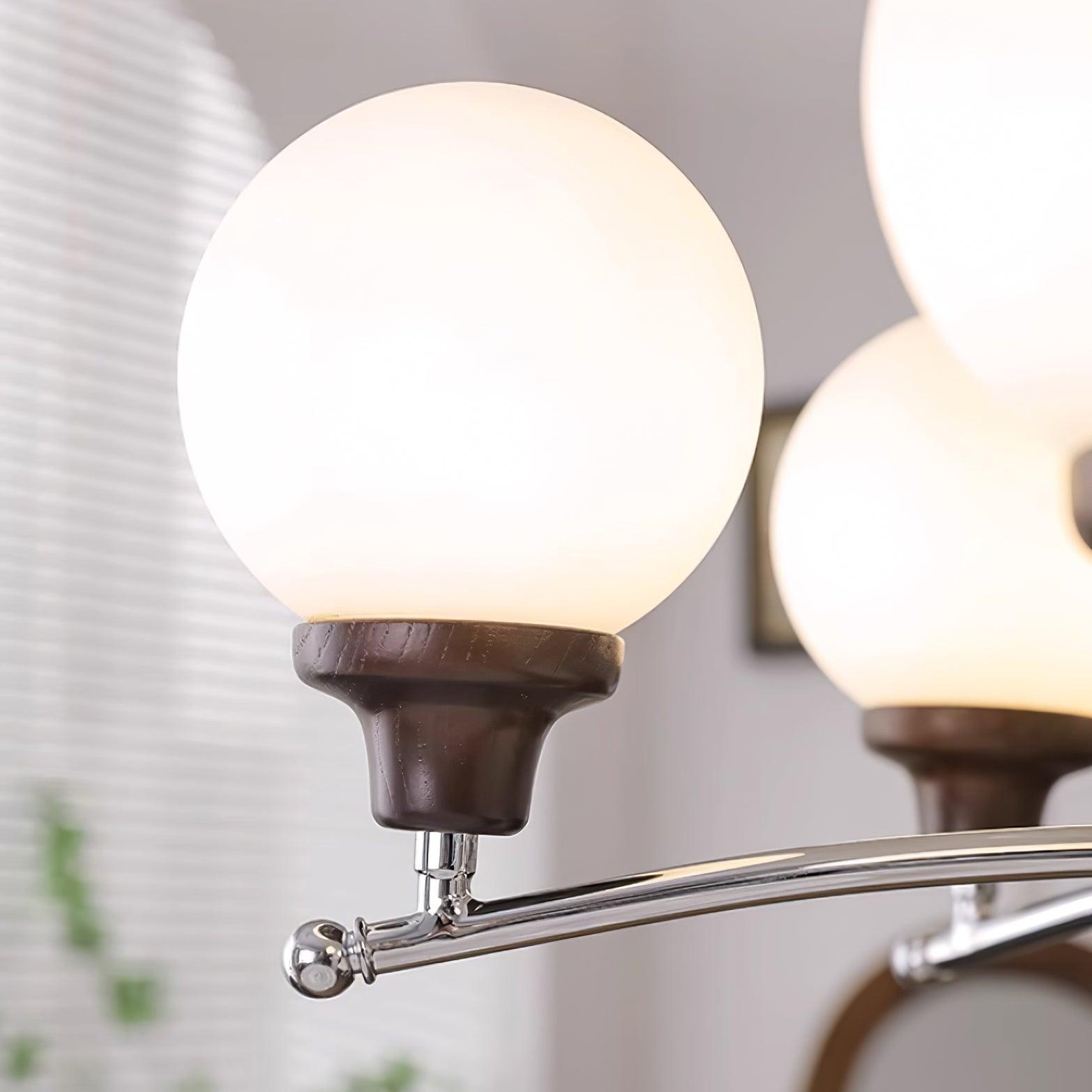 Evander Chandelier