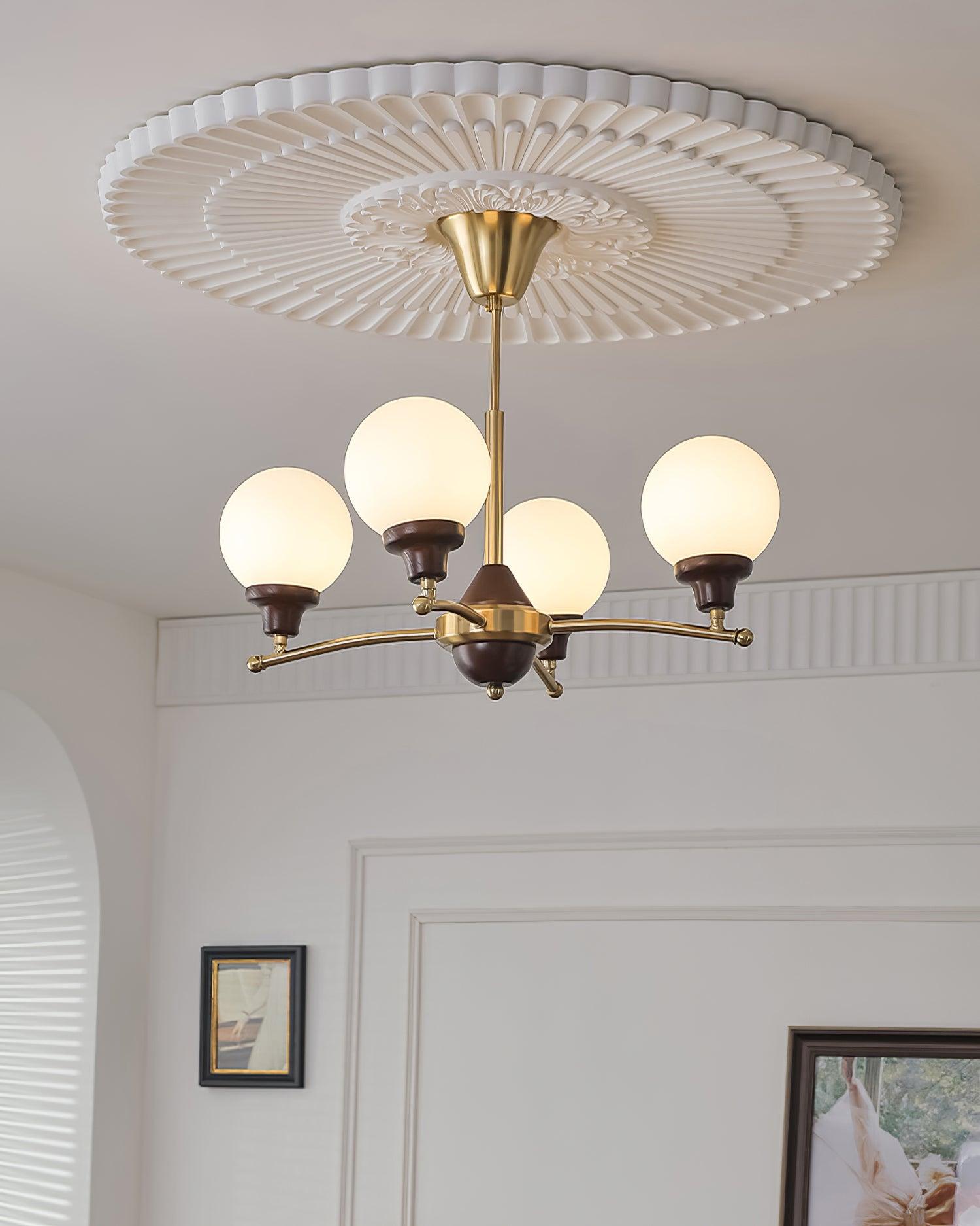 Evander Chandelier