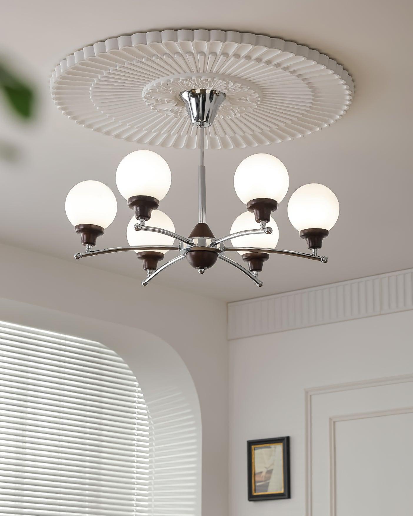 Evander Chandelier