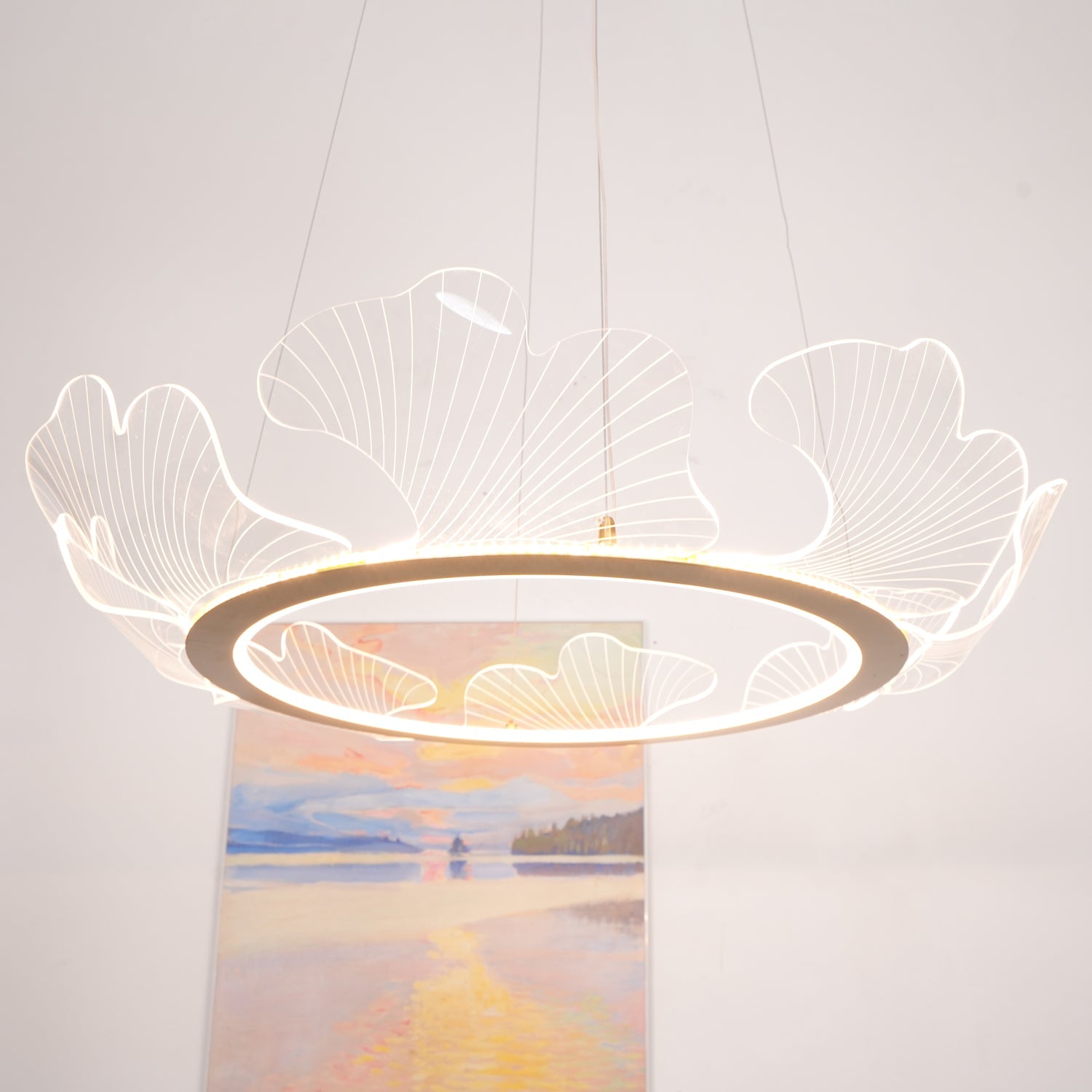 Lustra Pendant Lamp Frosted Acrylic Floral Ring-Neutral Decor