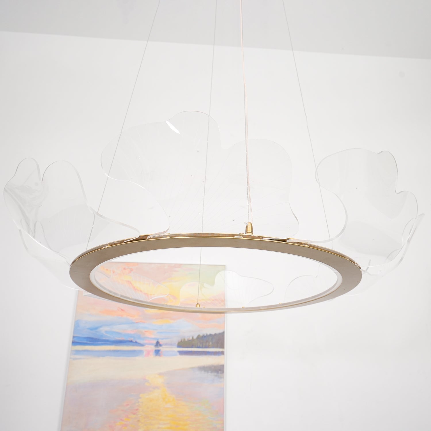 Lustra Pendant Lamp Frosted Acrylic Floral Ring-Neutral Decor