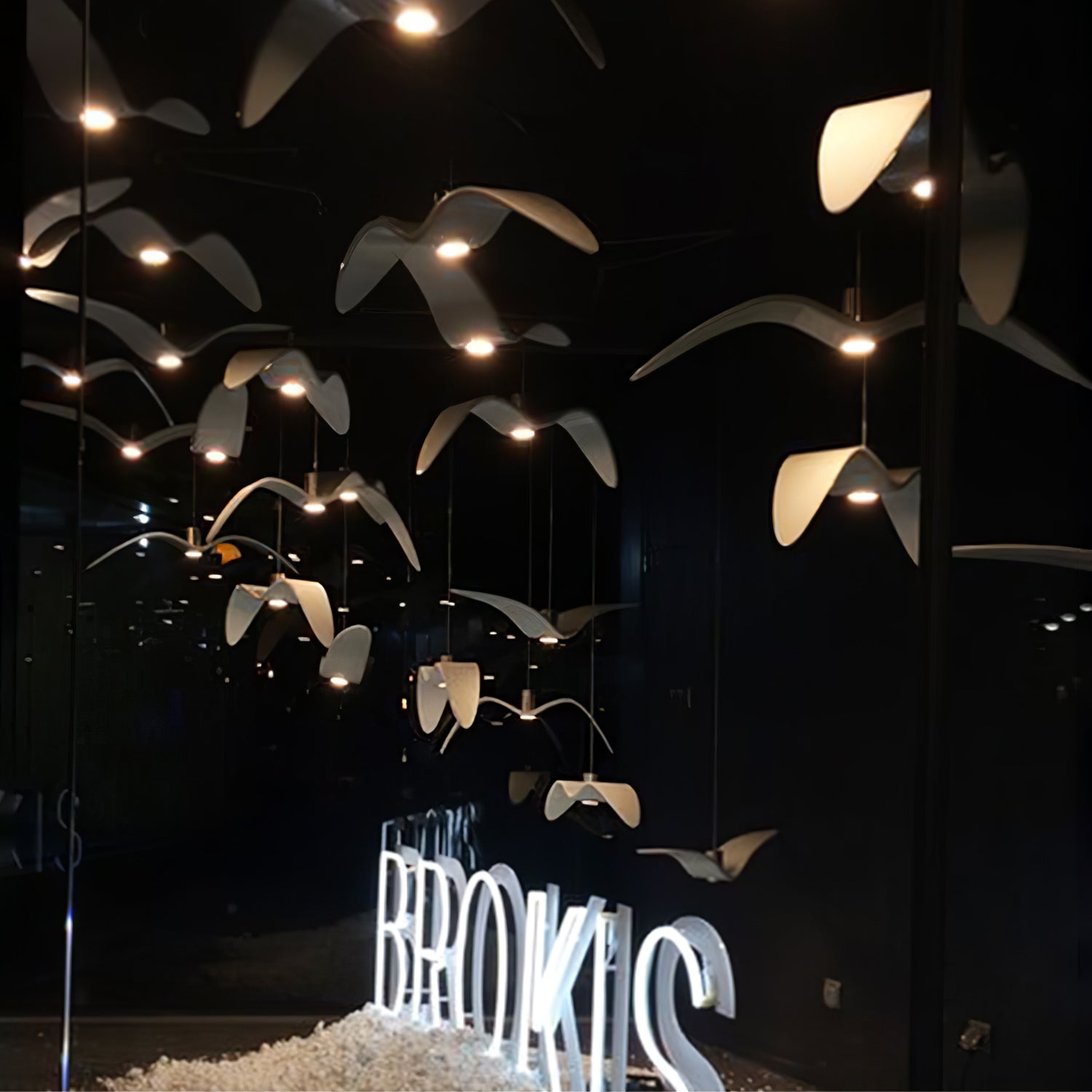 Ivoren Pendant Lamp Bird Wings for Living Room-Neutral Decor