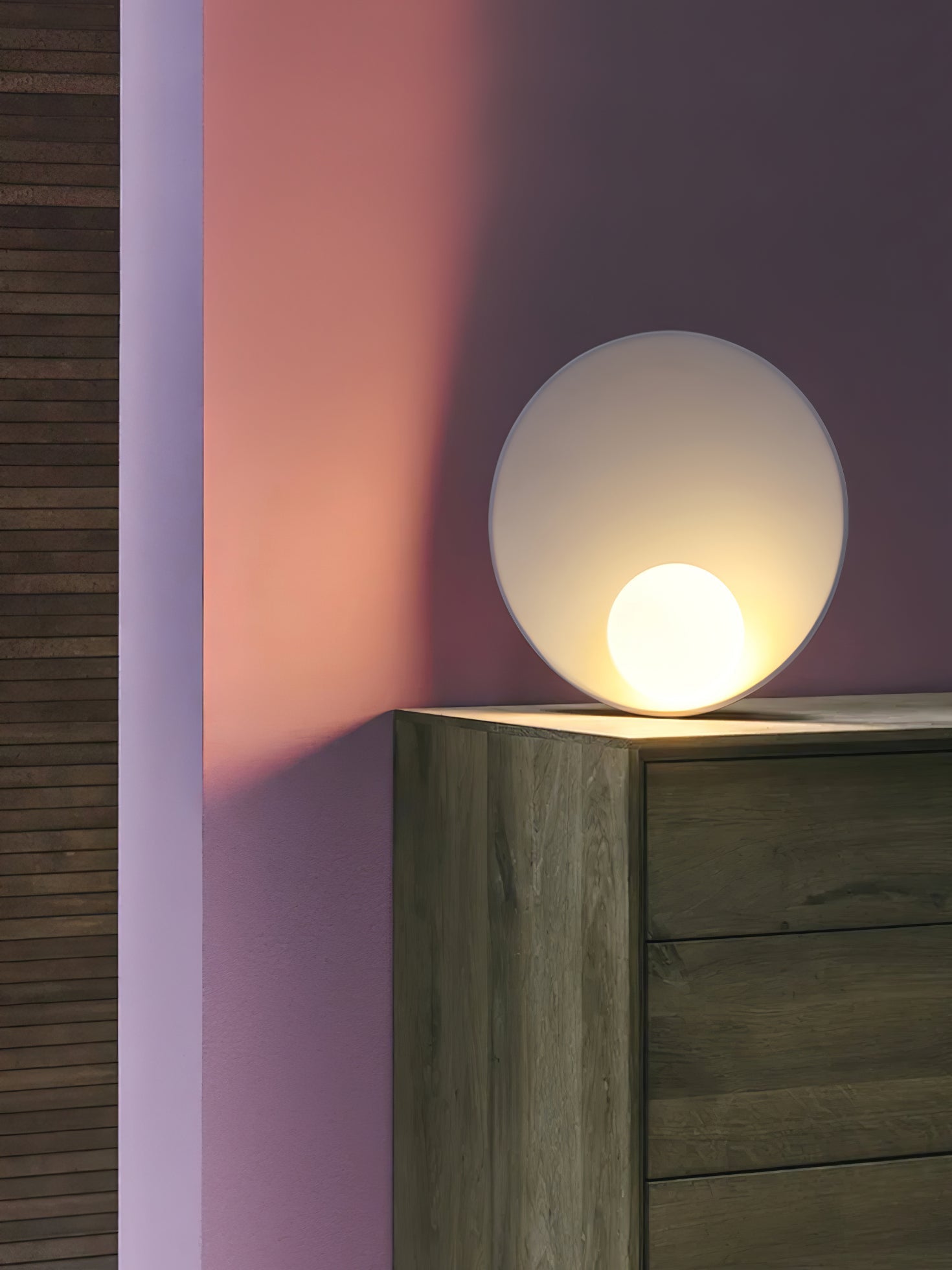Ersila Modern Minimalist Resin Wall Lamp-Neutral Decor