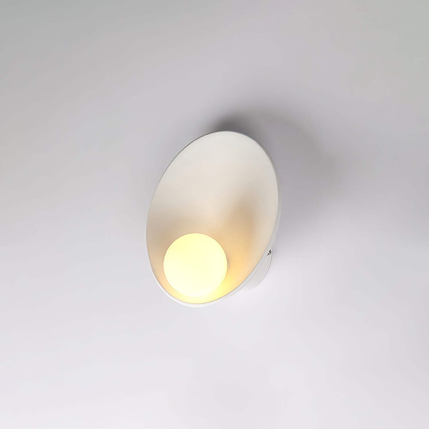 Ersila Modern Minimalist Resin Wall Lamp-Neutral Decor