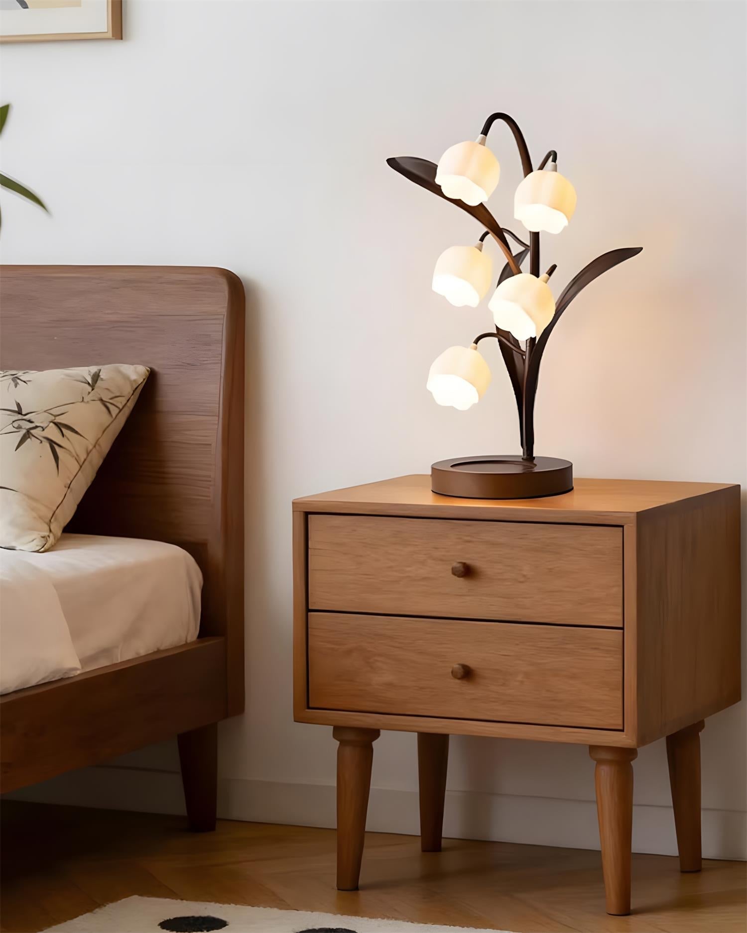 Linnea Table Lamp