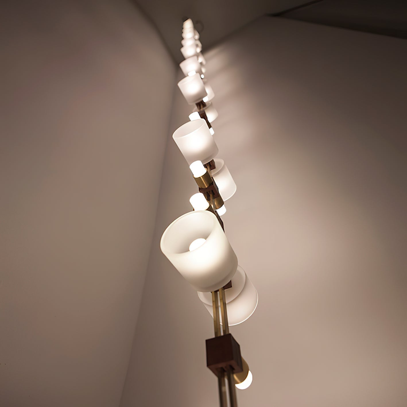 Liora Pendant Lamp