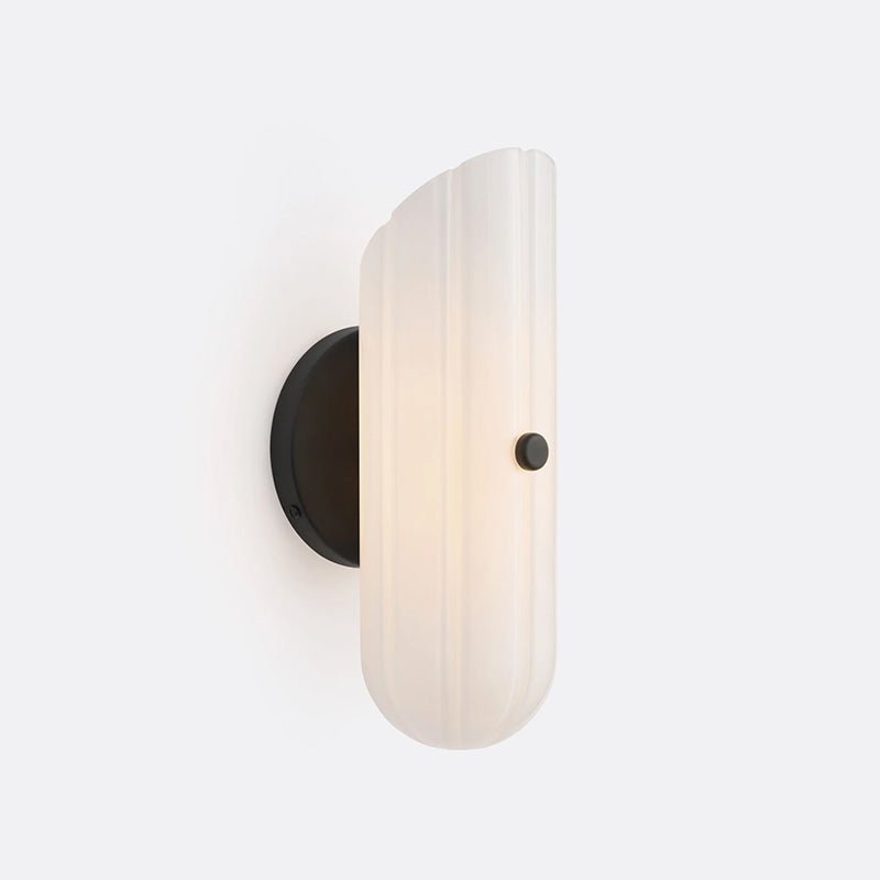 Solio Wall Sconce